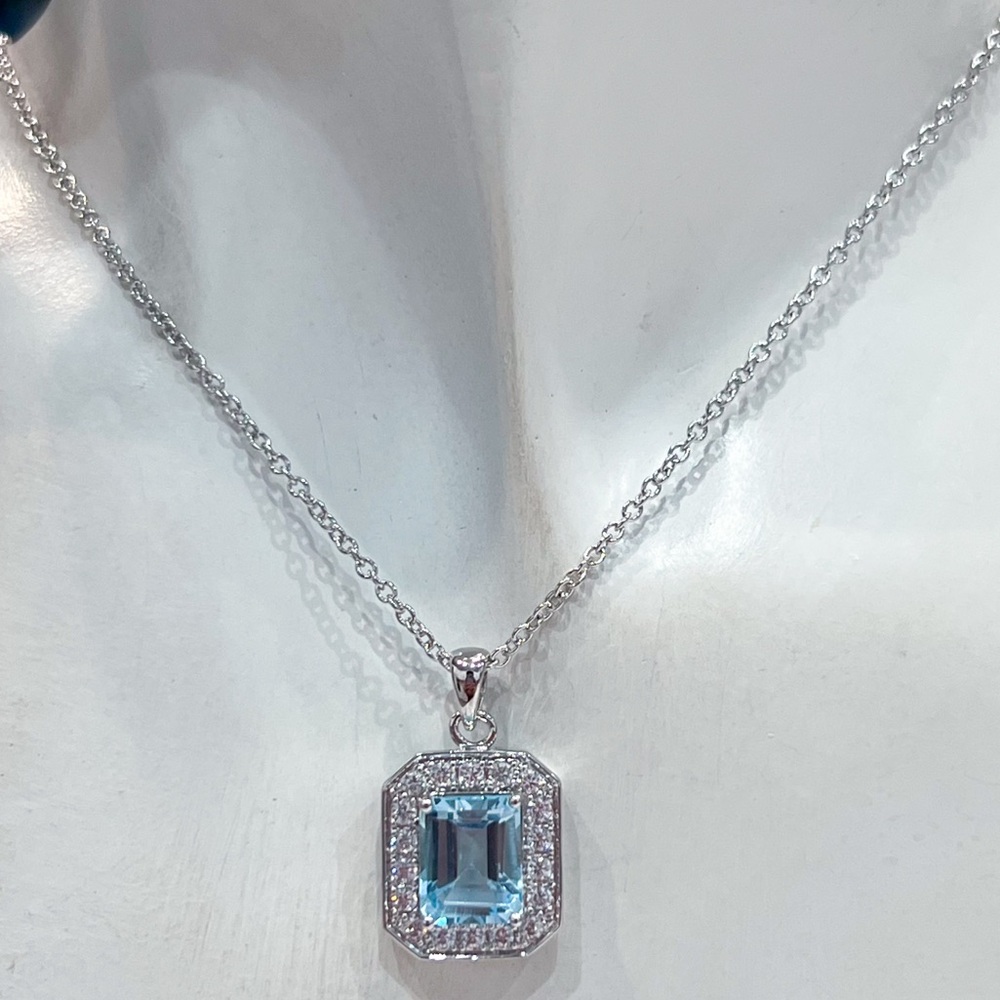 VALUE BUY Blue Topaz (Sim) Diamond Silver Pendant 18” Necklace PRICE FIRM - Picture 2 of 11